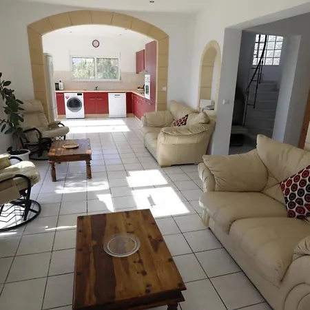 Amadeus Holiday home Kalathos